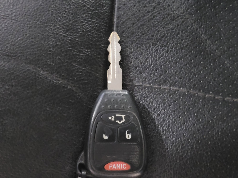 Used 2012 Jeep Liberty Sport image 32