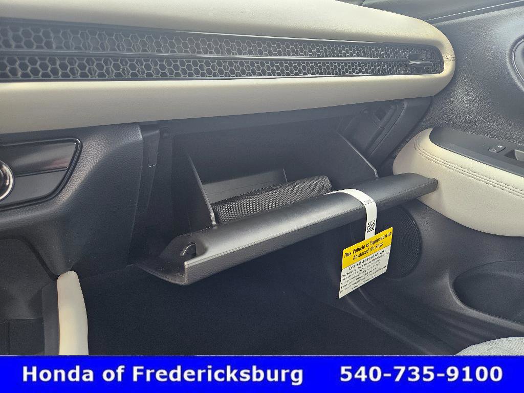 Certified 2026 Honda HR-V LX image 39