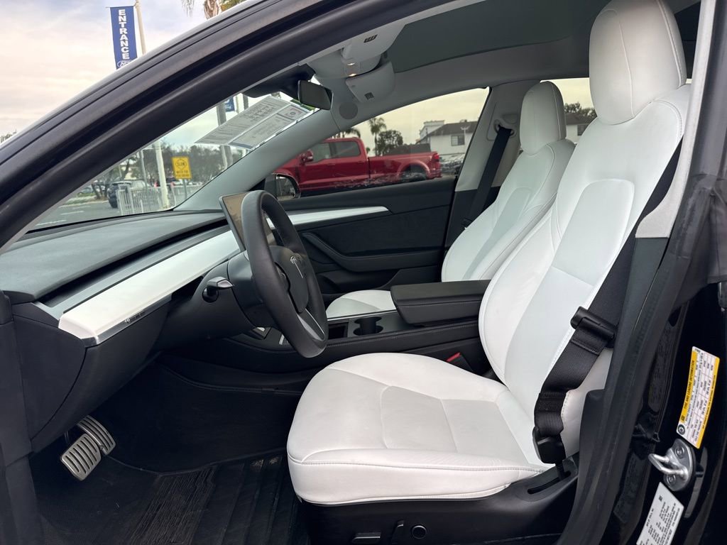 Used 2022 Tesla Model 3 Performance image 15