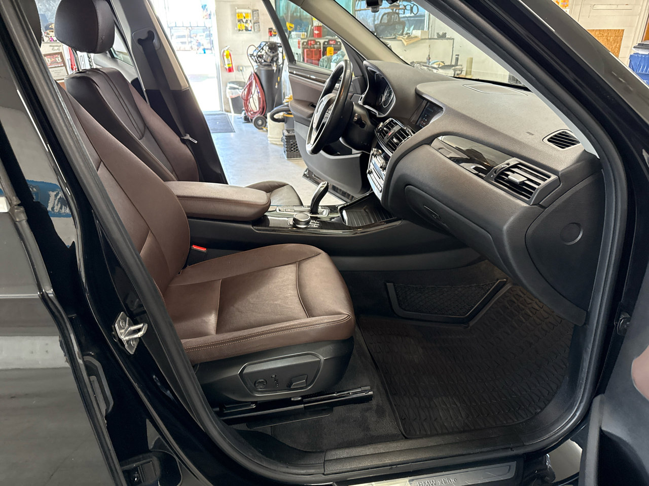 Used 2017 BMW X3 xDrive28i image 49