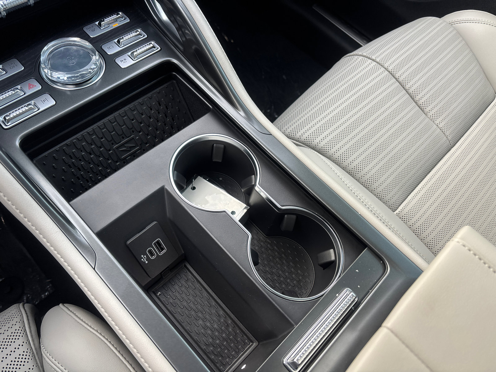 New 2026 Lincoln Nautilus Reserve image 25