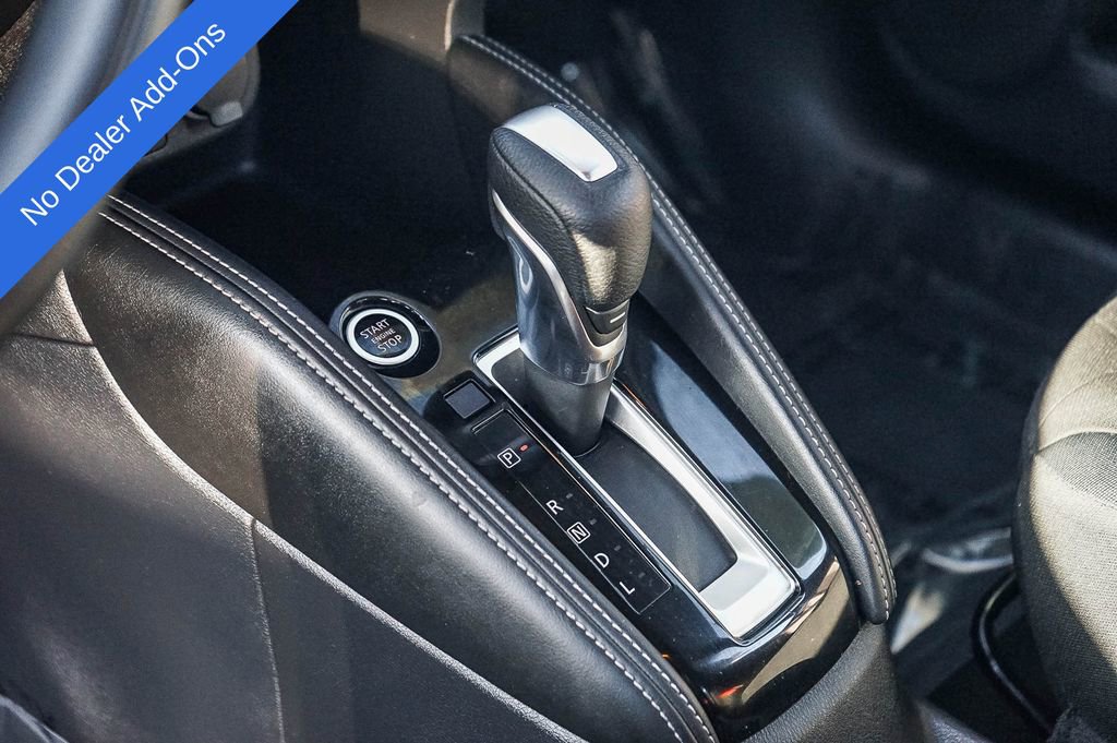 Used 2018 Nissan Kicks S image 21