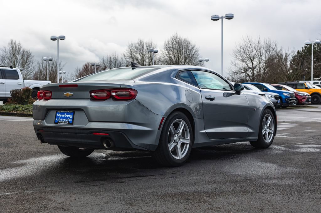 Used 2023 Chevrolet Camaro LT image 9