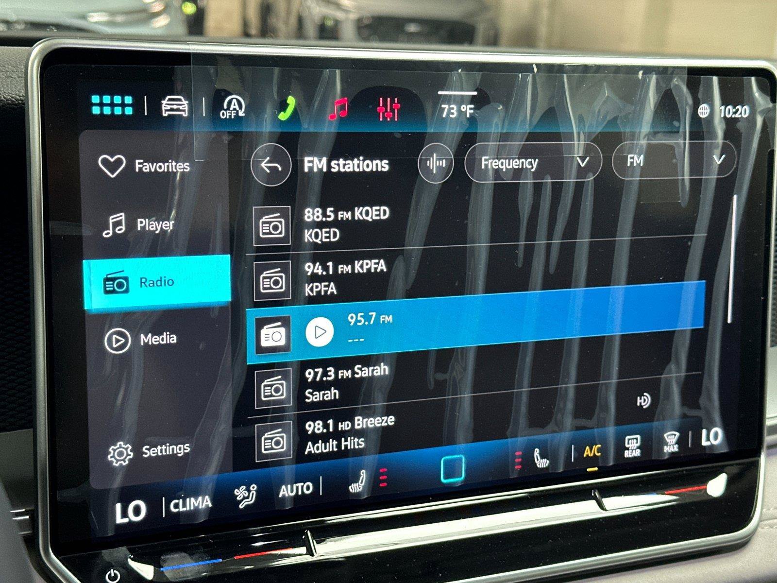 New 2026 Volkswagen Tiguan SE AWD/4WD image 17