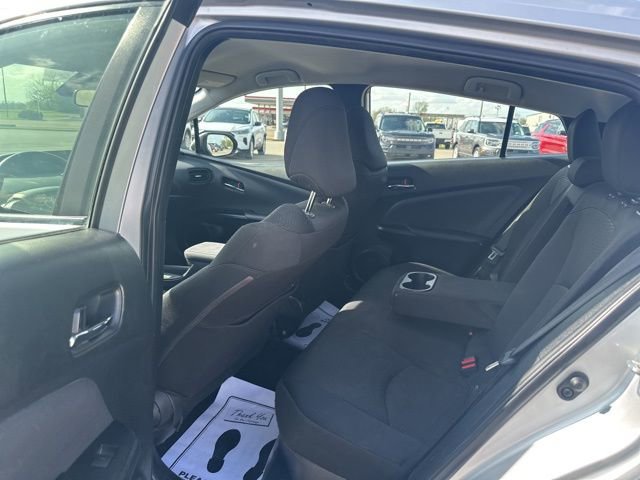 Used 2022 Toyota Prius LE image 4