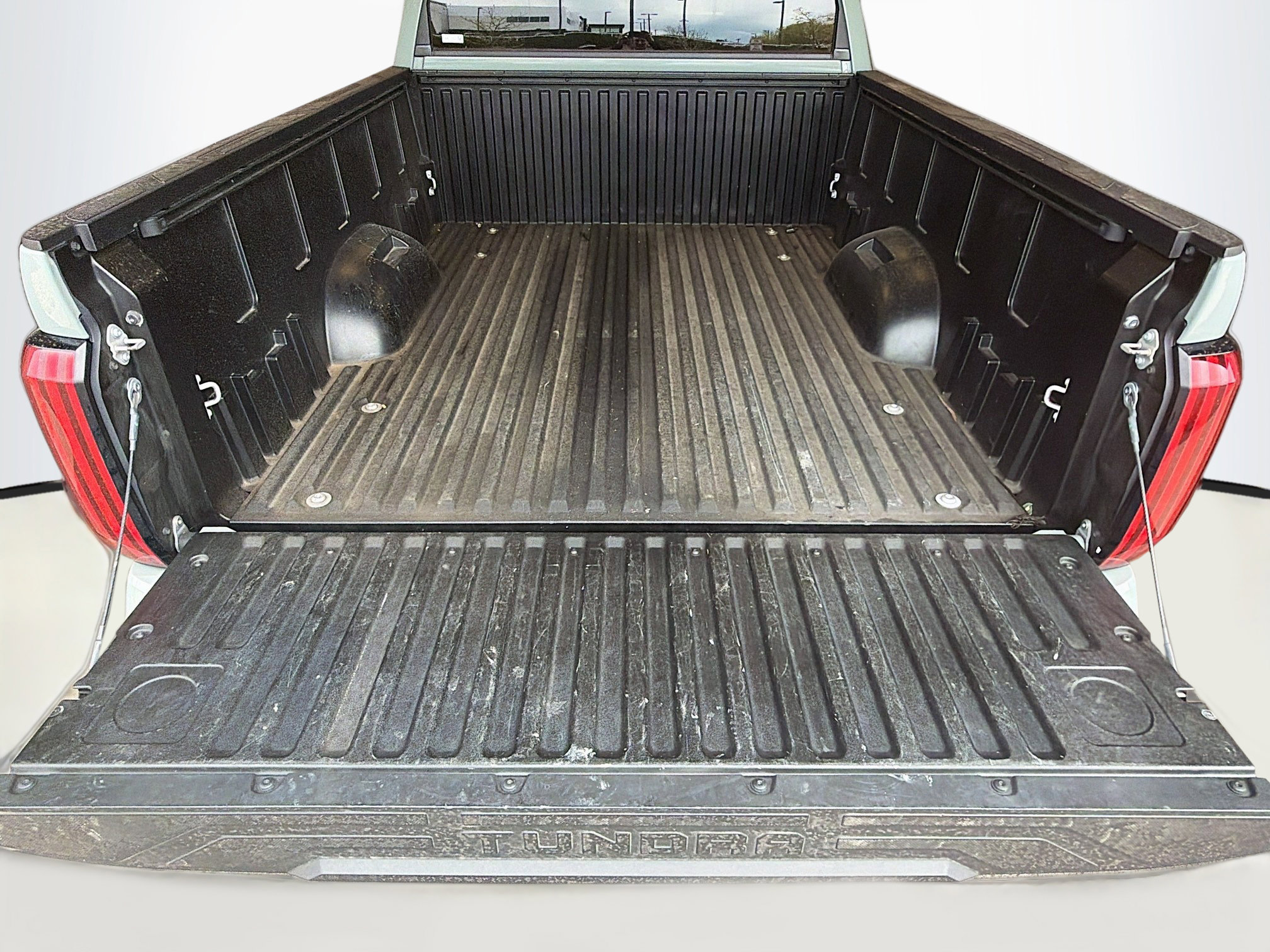 Used 2024 Toyota Tundra SR5 w/ SR5 Premium Package AWD/4WD image 28