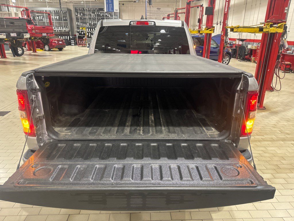 Used 2022 RAM 1500 Big Horn AWD/4WD image 9