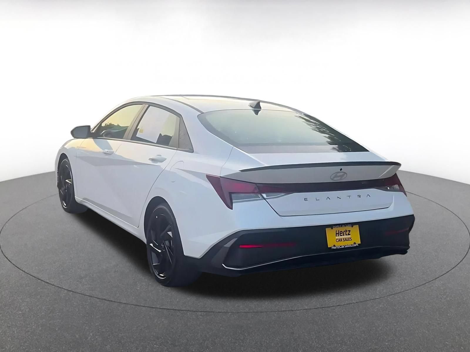 Used 2026 Hyundai Elantra Sport FWD image 10