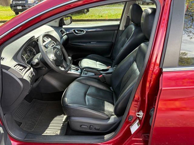 Used 2017 Nissan Sentra SR w/ SR Premium Technology Package FWD image 12