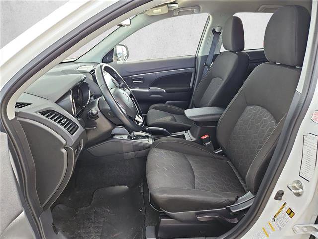 Used 2021 Mitsubishi Outlander Sport SE image 16