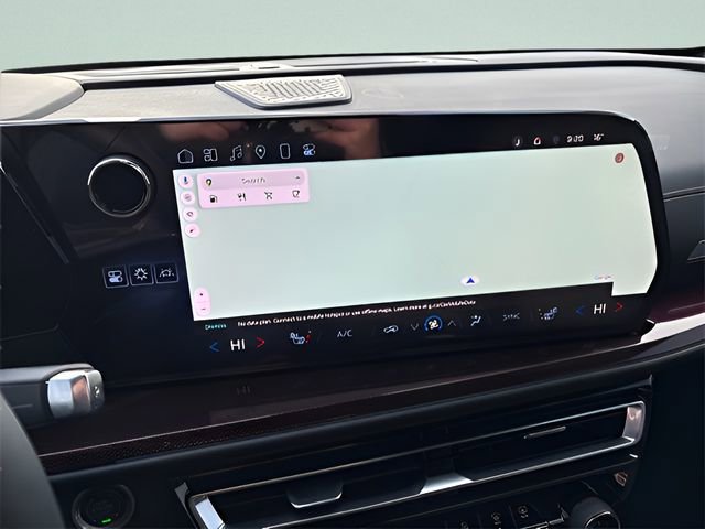 Used 2024 Chevrolet Traverse Z71 w/ Enhanced Driving Package image 19