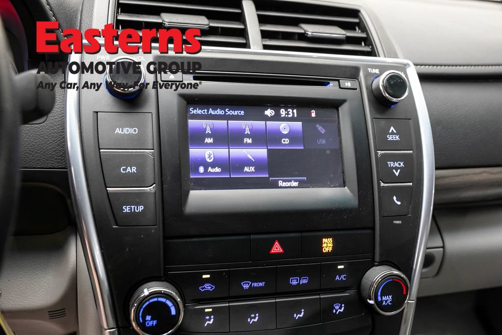 Used 2015 Toyota Camry LE FWD image 18