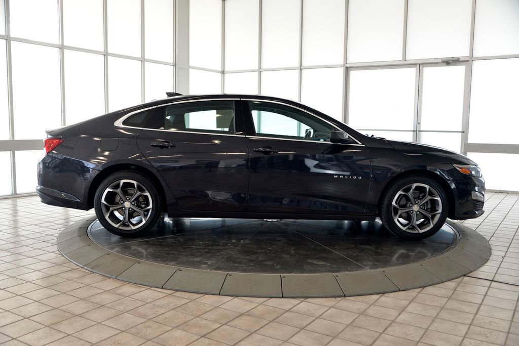 Used 2023 Chevrolet Malibu LT image 9