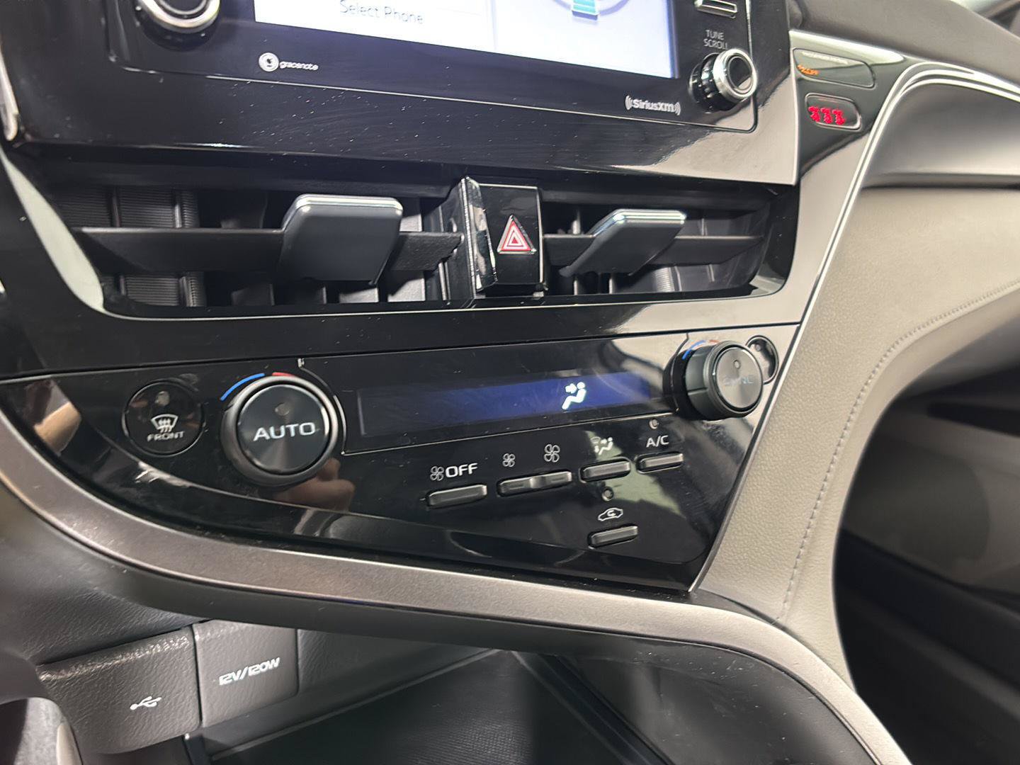 Used 2023 Toyota Camry LE FWD image 30