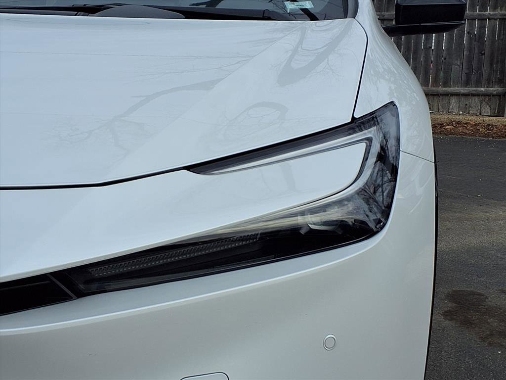 Used 2024 Toyota Prius XLE image 34