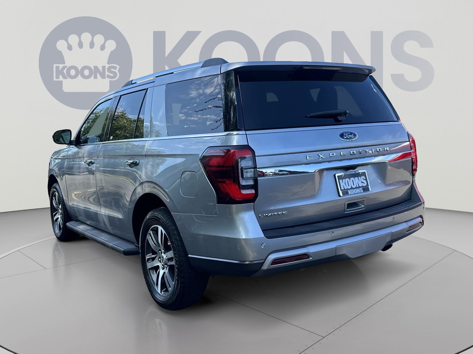 Used 2024 Ford Expedition Limited AWD/4WD image 8