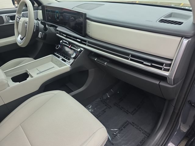 Used 2025 Hyundai Santa Fe SEL AWD/4WD image 27