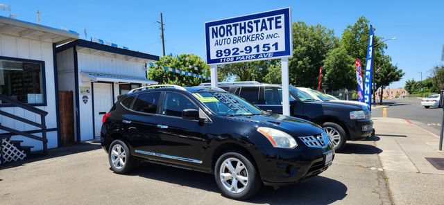 Used 2011 Nissan Rogue SV w/ Premium Pkg