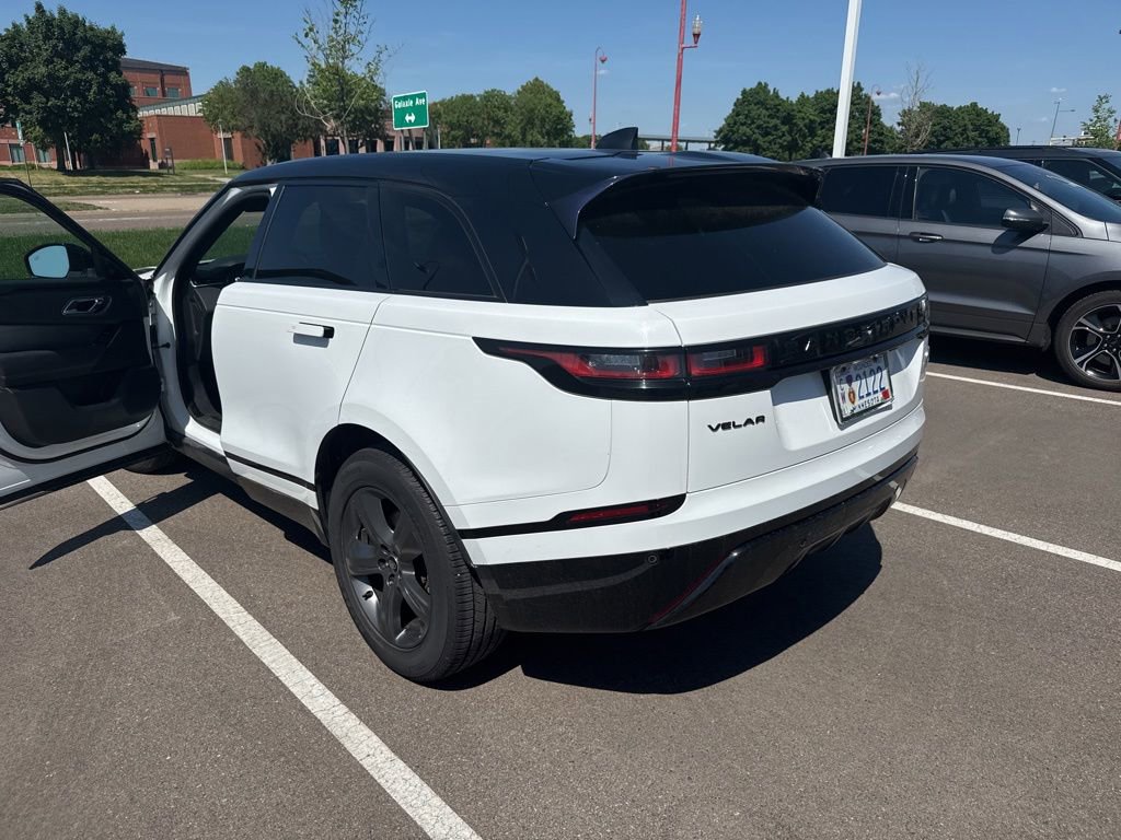 Used 2022 Land Rover Range Rover Velar R-Dynamic S AWD/4WD image 11