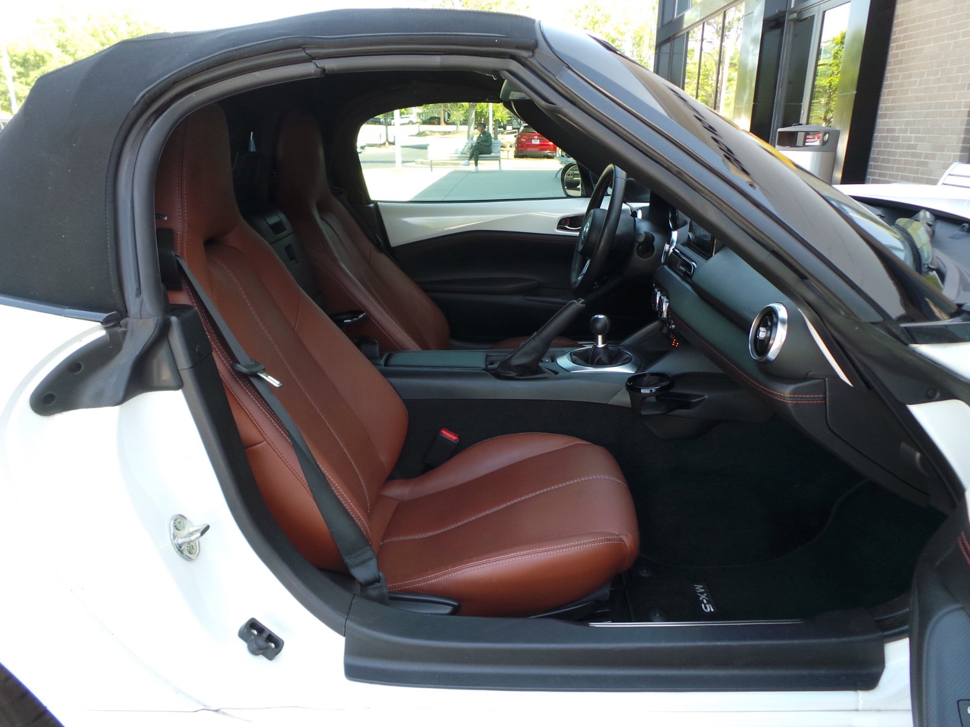Certified 2023 MAZDA MX-5 Miata Grand Touring RWD image 38