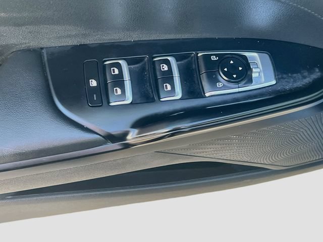 Used 2022 Kia K5 LXS FWD image 17
