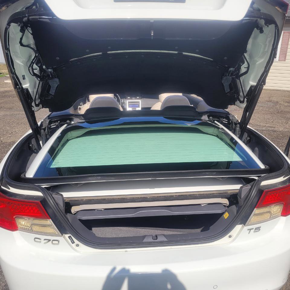 Used 2013 Volvo C70 T5 FWD image 42