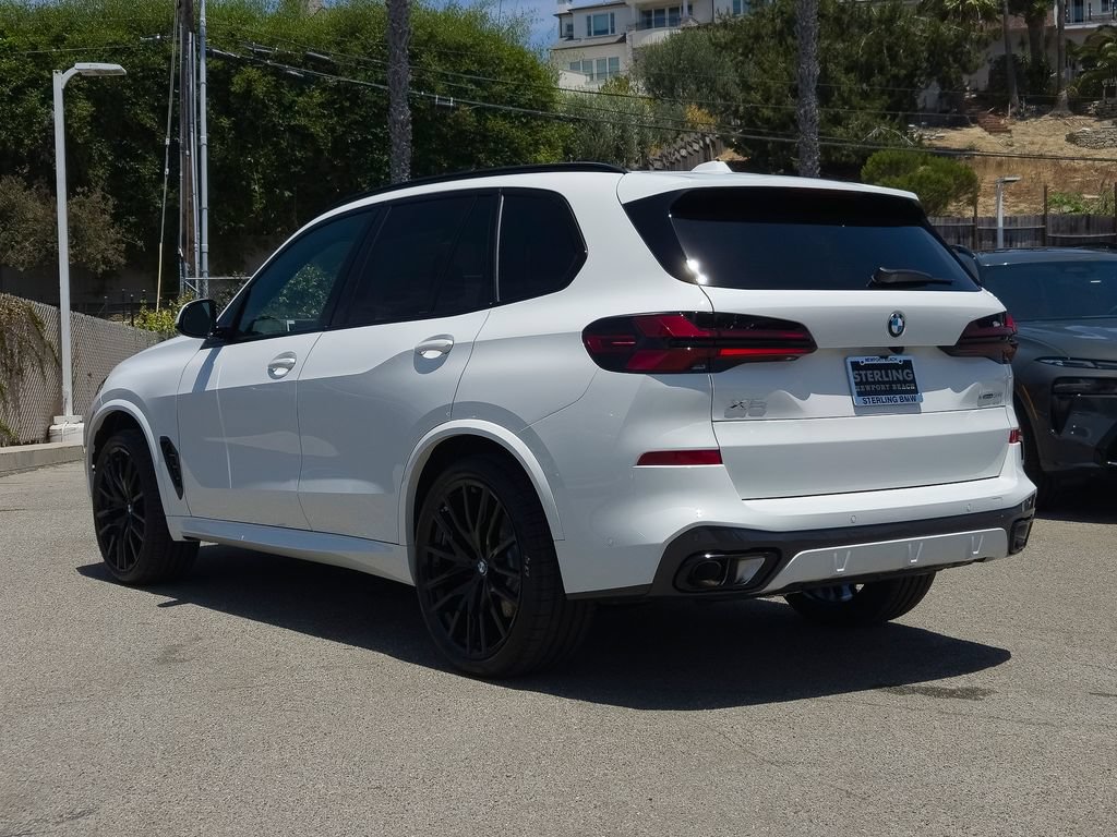 New 2026 BMW X5 xDrive40i w/ M Sport Package AWD/4WD image 16