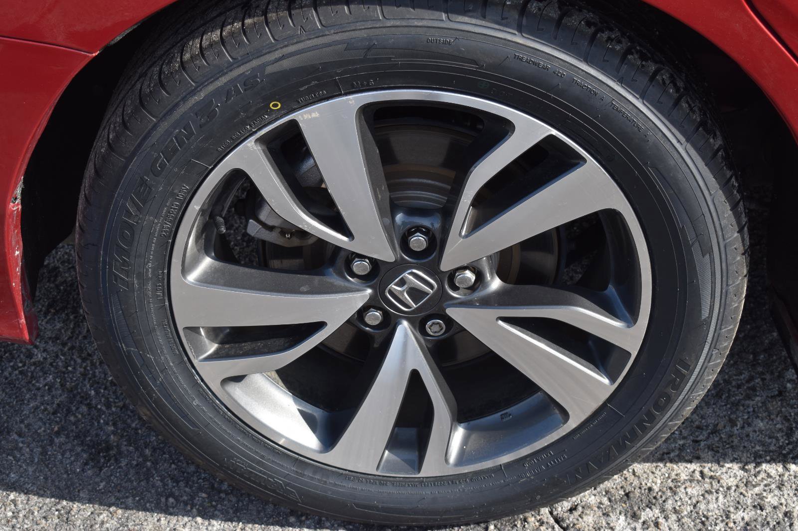 Used 2023 Honda Odyssey Touring image 13