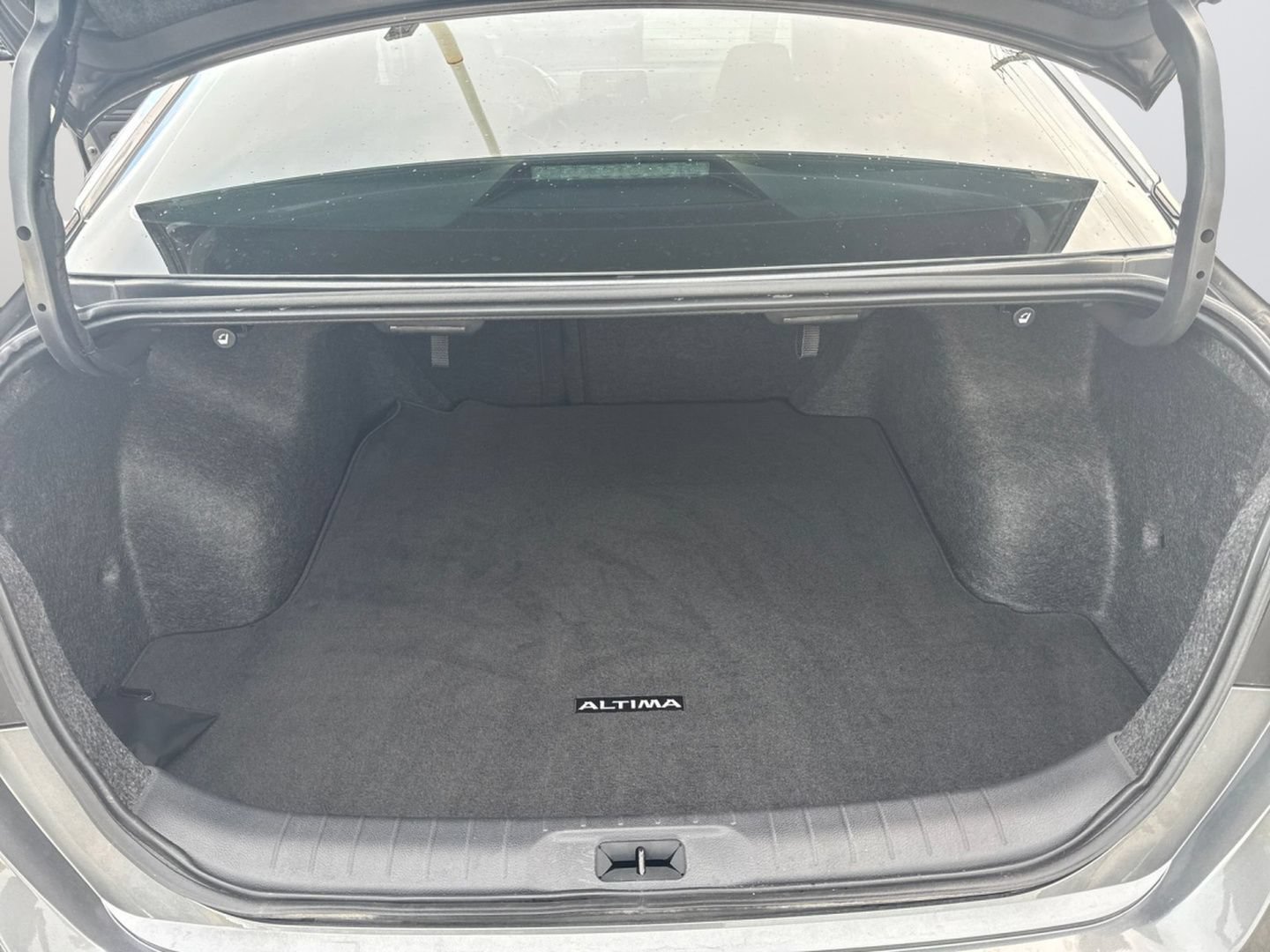 Certified 2025 Nissan Altima 2.5 S FWD image 30