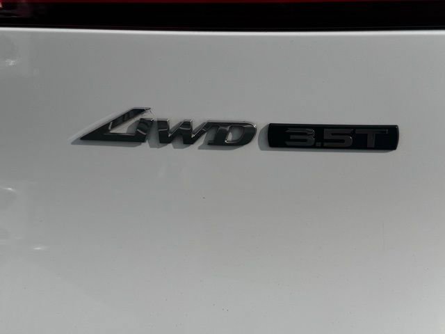 Used 2023 Genesis GV70 3.5T Sport w/ Sport Prestige Package AWD/4WD image 7