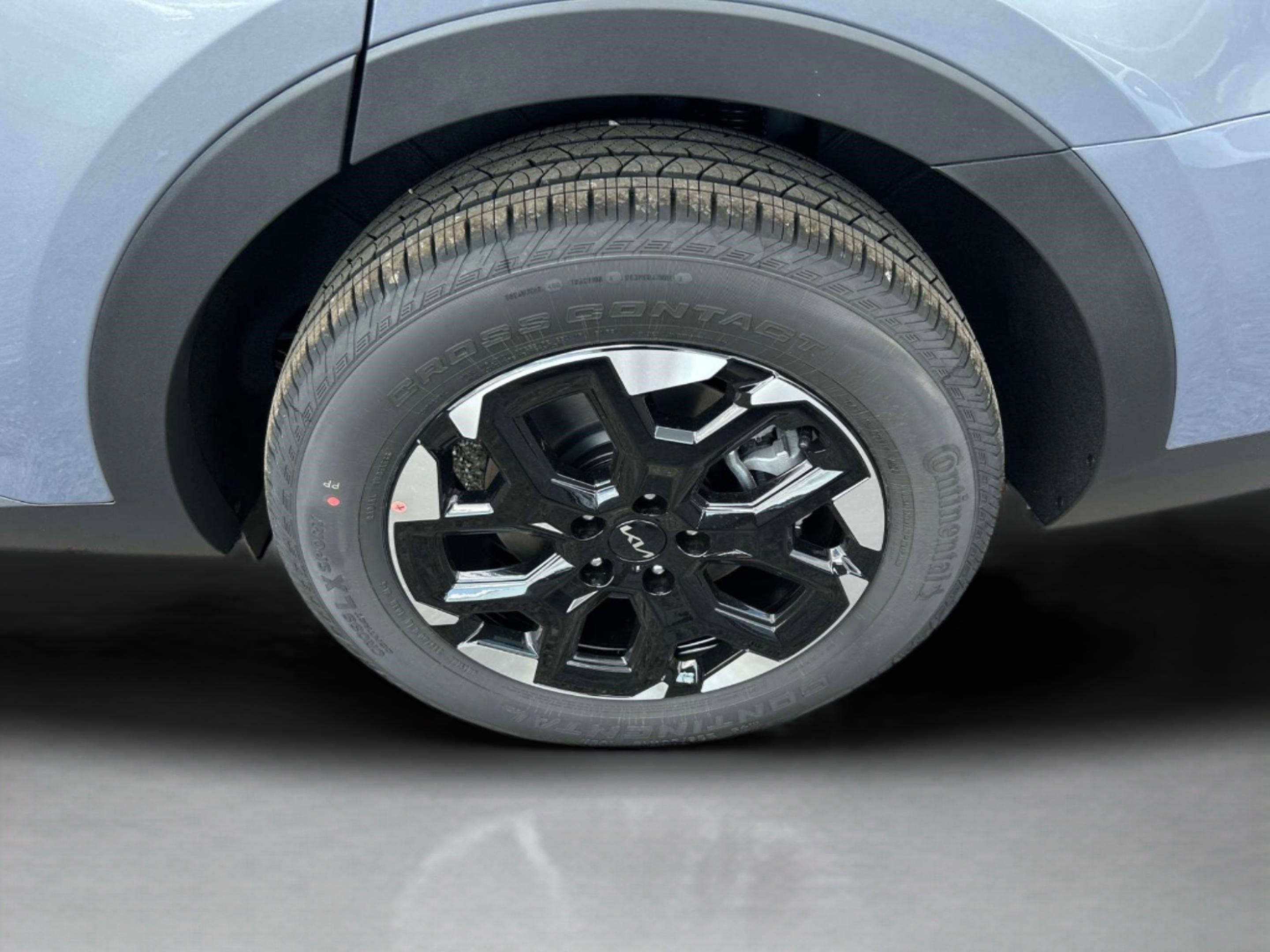 New 2025 Kia Sorento S w/ Panoramic Sunroof Package image 11