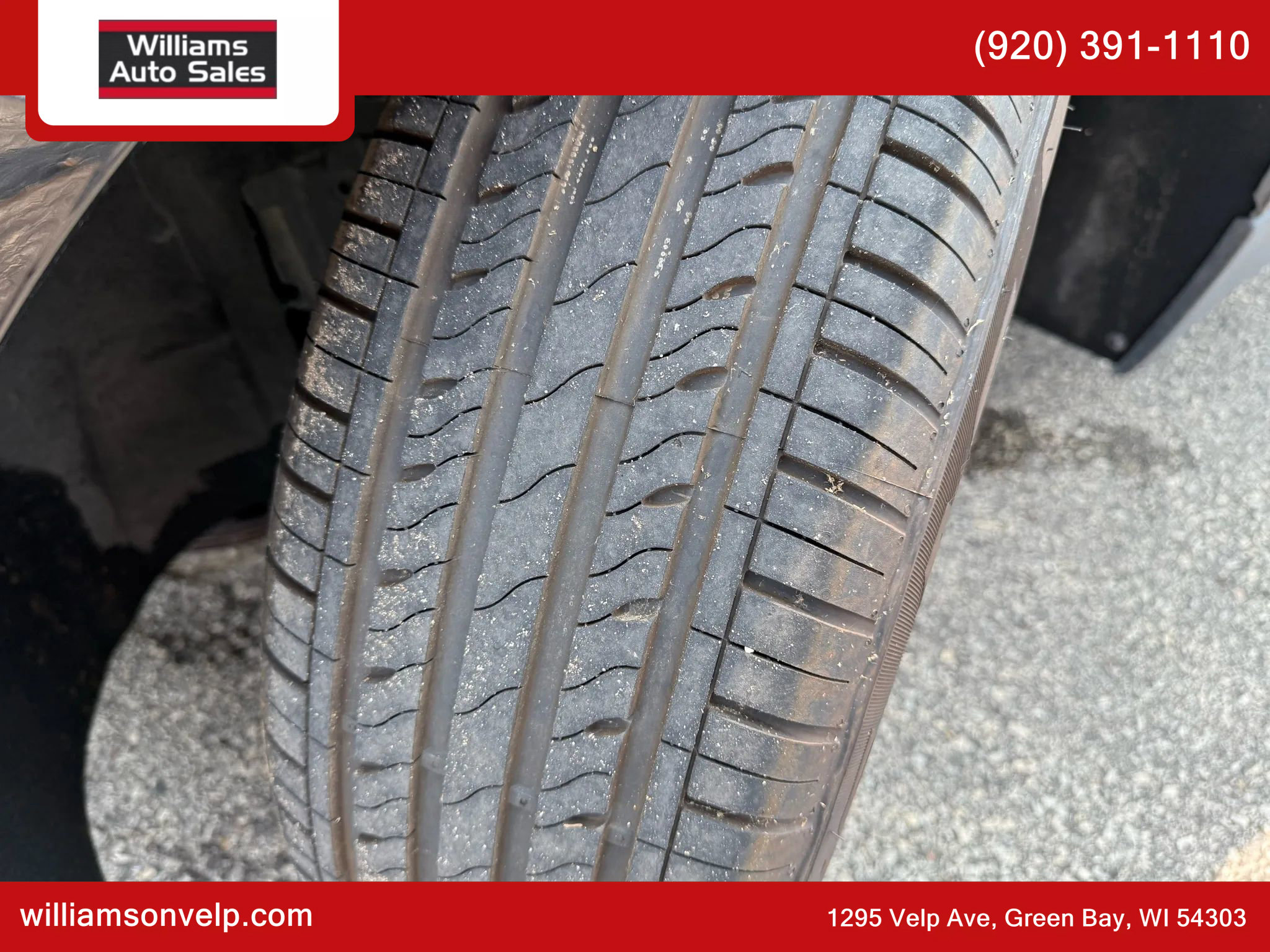 Used 2020 Chevrolet Equinox LT image 28