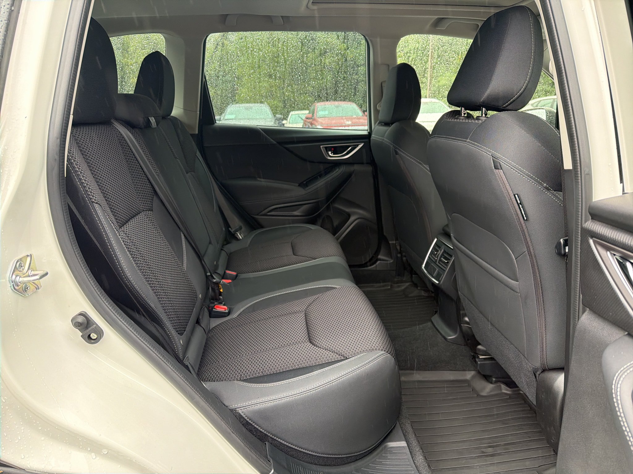 Certified 2023 Subaru Forester Premium AWD/4WD image 25
