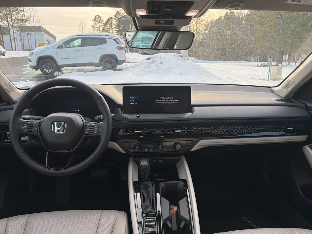 Used 2025 Honda Accord EX-L image 11