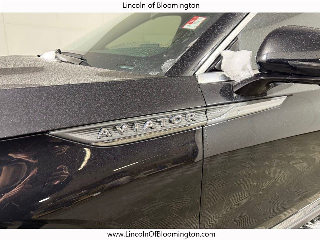Certified 2022 Lincoln Aviator Reserve w/ Equipment Group 201A image 12