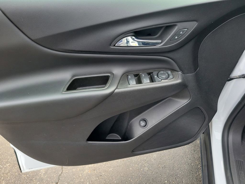 Used 2022 Chevrolet Equinox LT FWD image 22