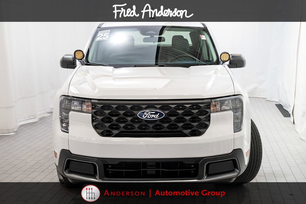 Used 2025 Ford Maverick XLT FWD image 2