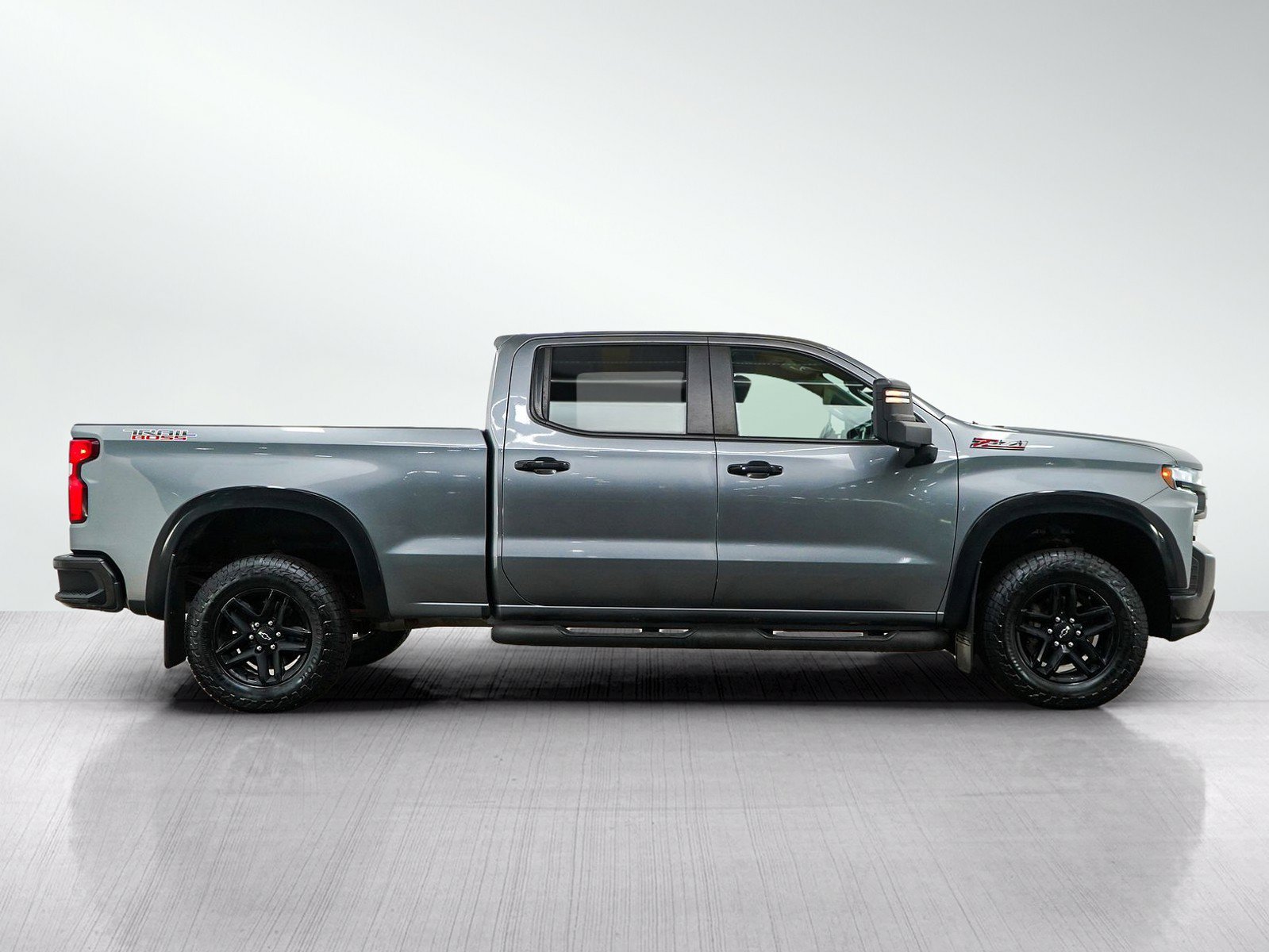 Used 2021 Chevrolet Silverado 1500 LT Trail Boss w/ Bed Protection Package AWD/4WD image 6