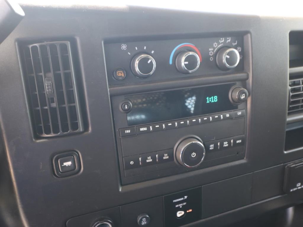 Used 2024 Chevrolet Express 2500 w/ Driver Convenience Package RWD image 18