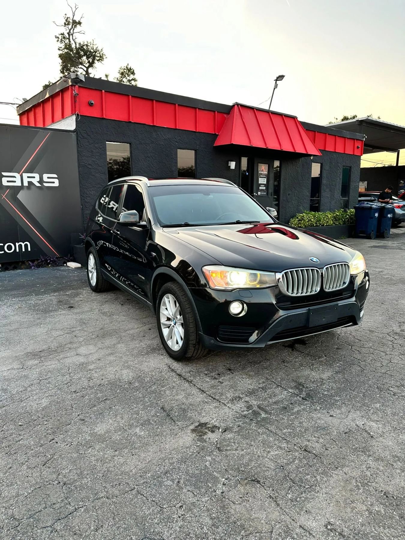 Used 2016 BMW X3 xDrive28i image 3