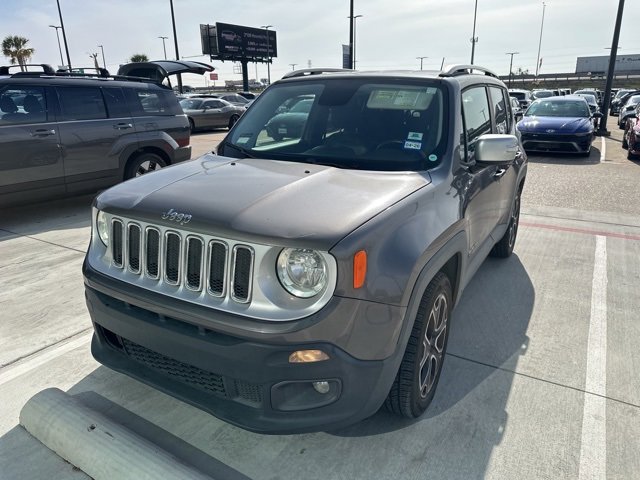 Used 2016 Jeep Renegade Limited image 2