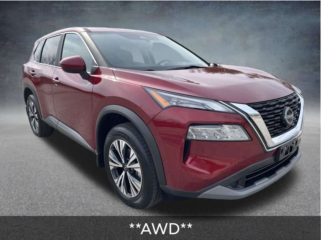 Used 2023 Nissan Rogue SV image 2