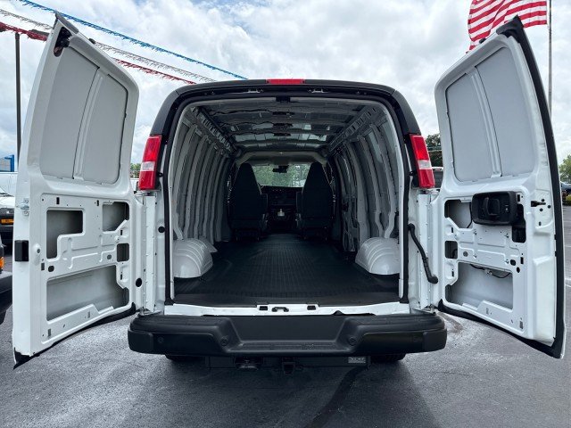 New 2025 Chevrolet Express 2500 WT w/ Enhanced Convenience Package image 8
