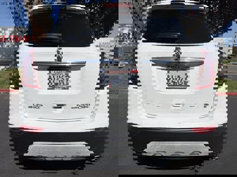 Used 2018 Buick Encore Essence AWD/4WD image 11