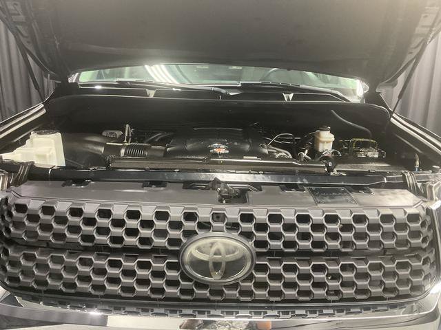 Used 2019 Toyota Tundra SR5 w/ TRD Off Road Package AWD/4WD image 15