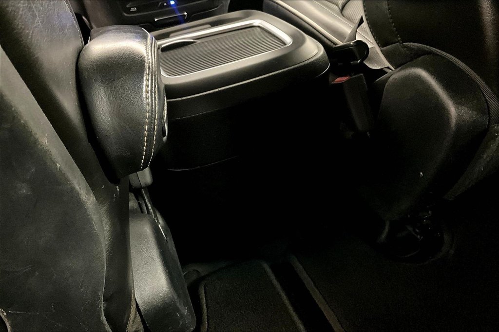 Used 2020 Chrysler Pacifica Limited w/ Advanced Safetytec Group FWD image 36