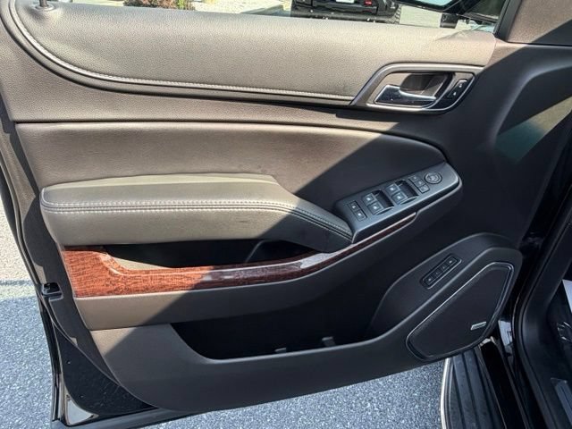 Used 2018 GMC Yukon SLT w/ HD Trailering Package AWD/4WD image 28