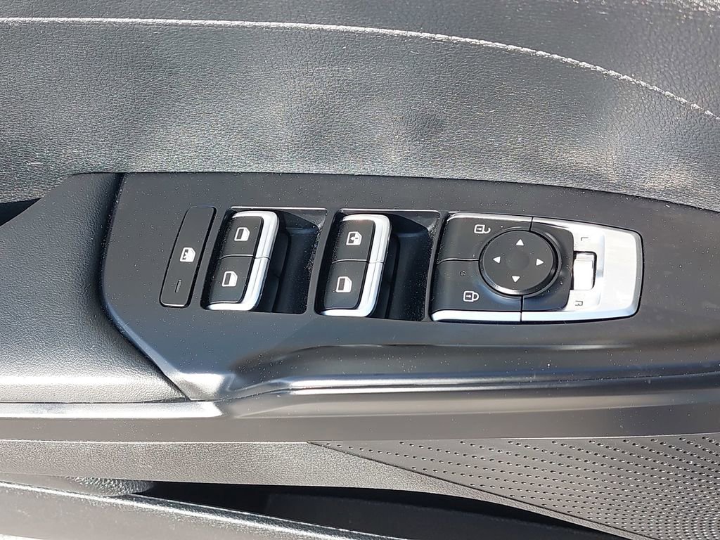 Used 2023 Kia K5 LXS FWD image 23