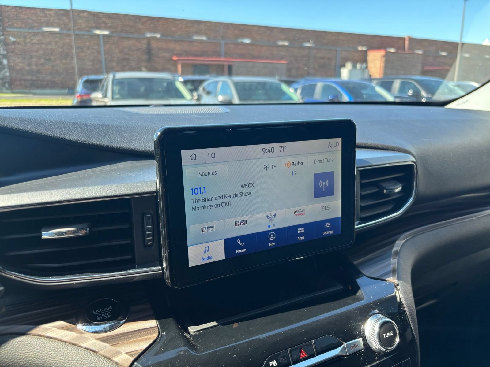 Used 2024 Ford Explorer Limited RWD image 19