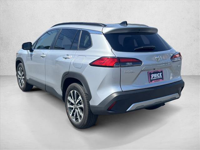 Certified 2025 Toyota Corolla Cross XLE image 7